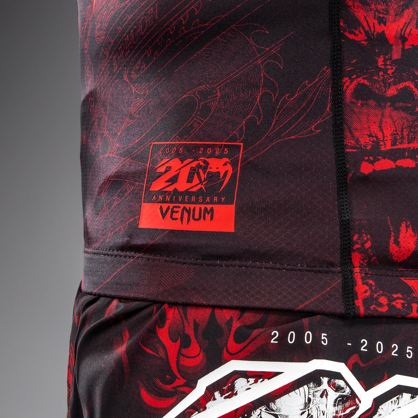 Venum 20th Anniversary Short Sleeve Rashguard - Black/Red