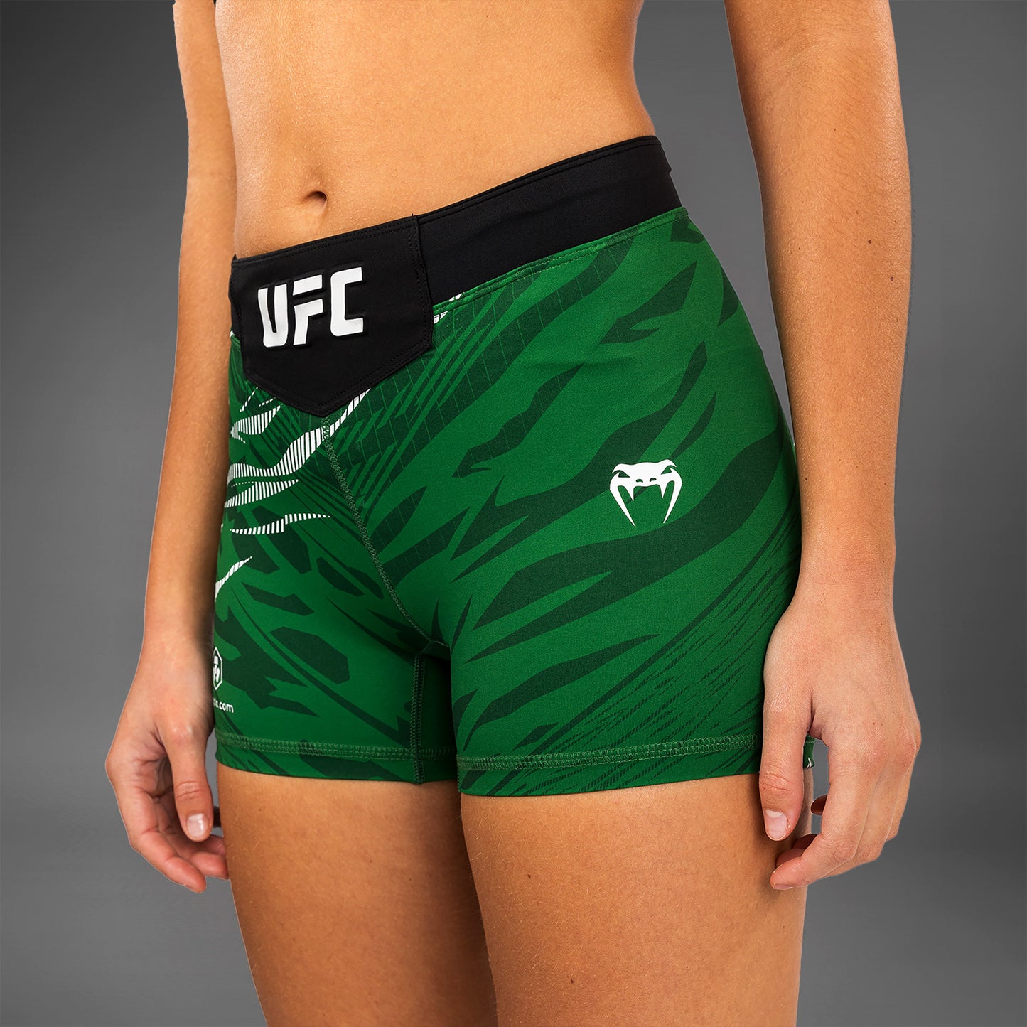 UFC Fusion by Venum Authentic Fight Night Women’s Vale Tudo Short - Short Fit - Green