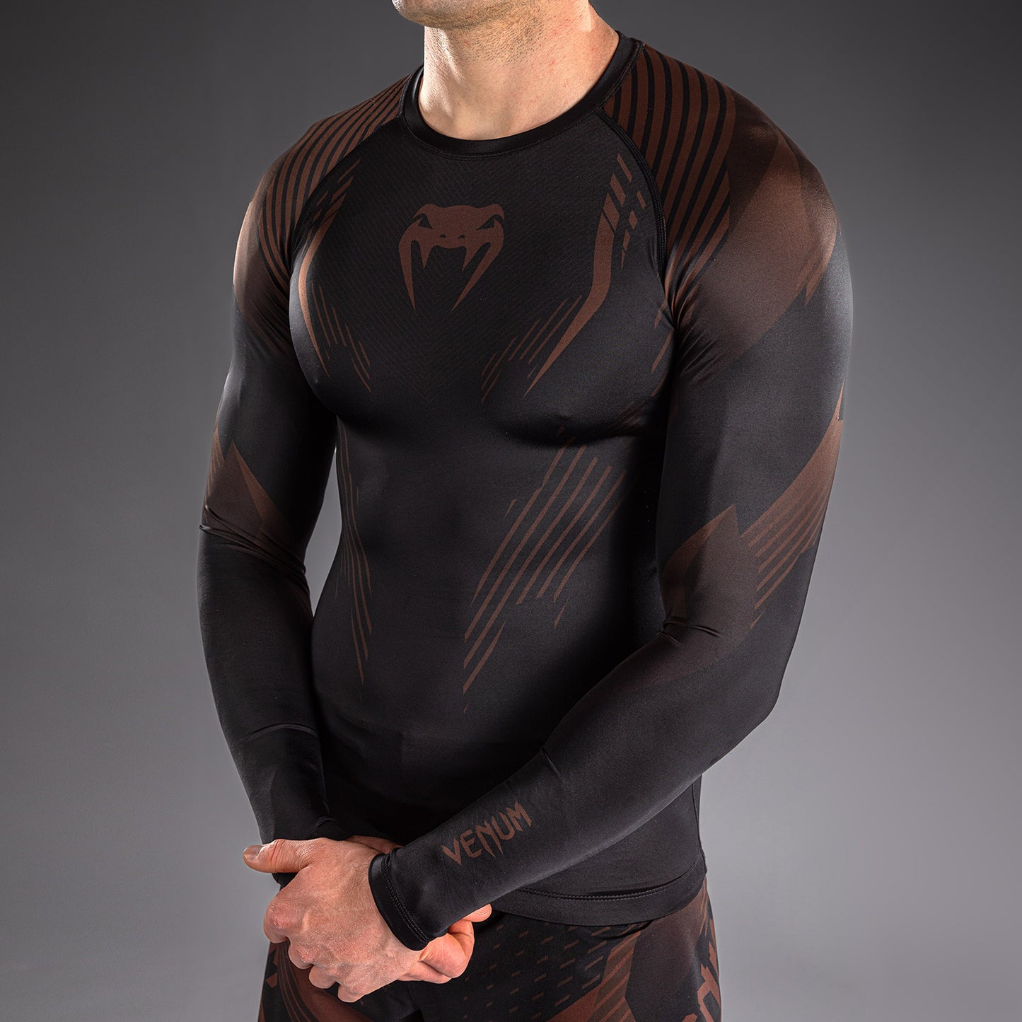 Venum No-Gi 6.0 Long Sleeve Rashguard - Black/Brown