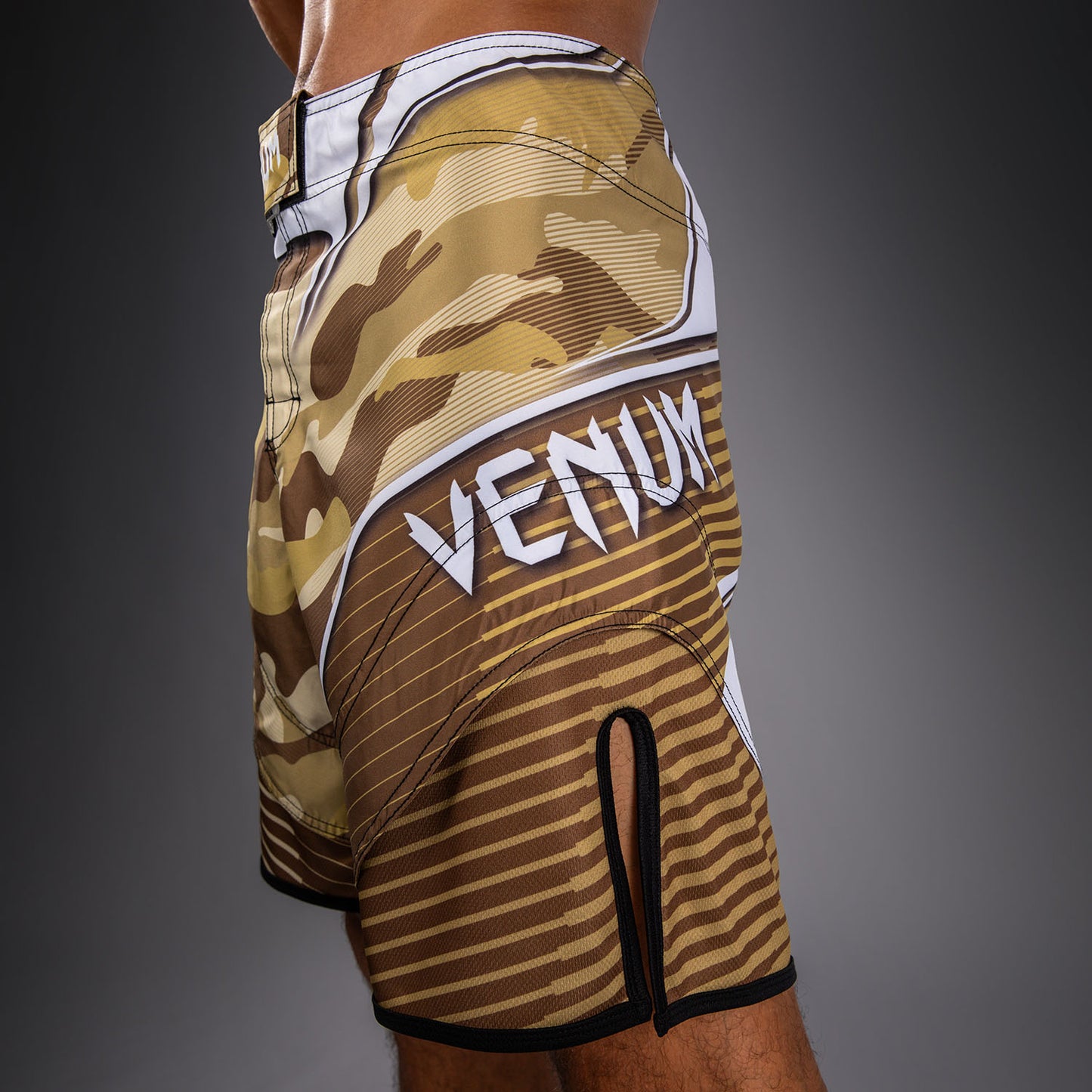 Venum Camo Hero Fight Shorts - Light Beige/Brown