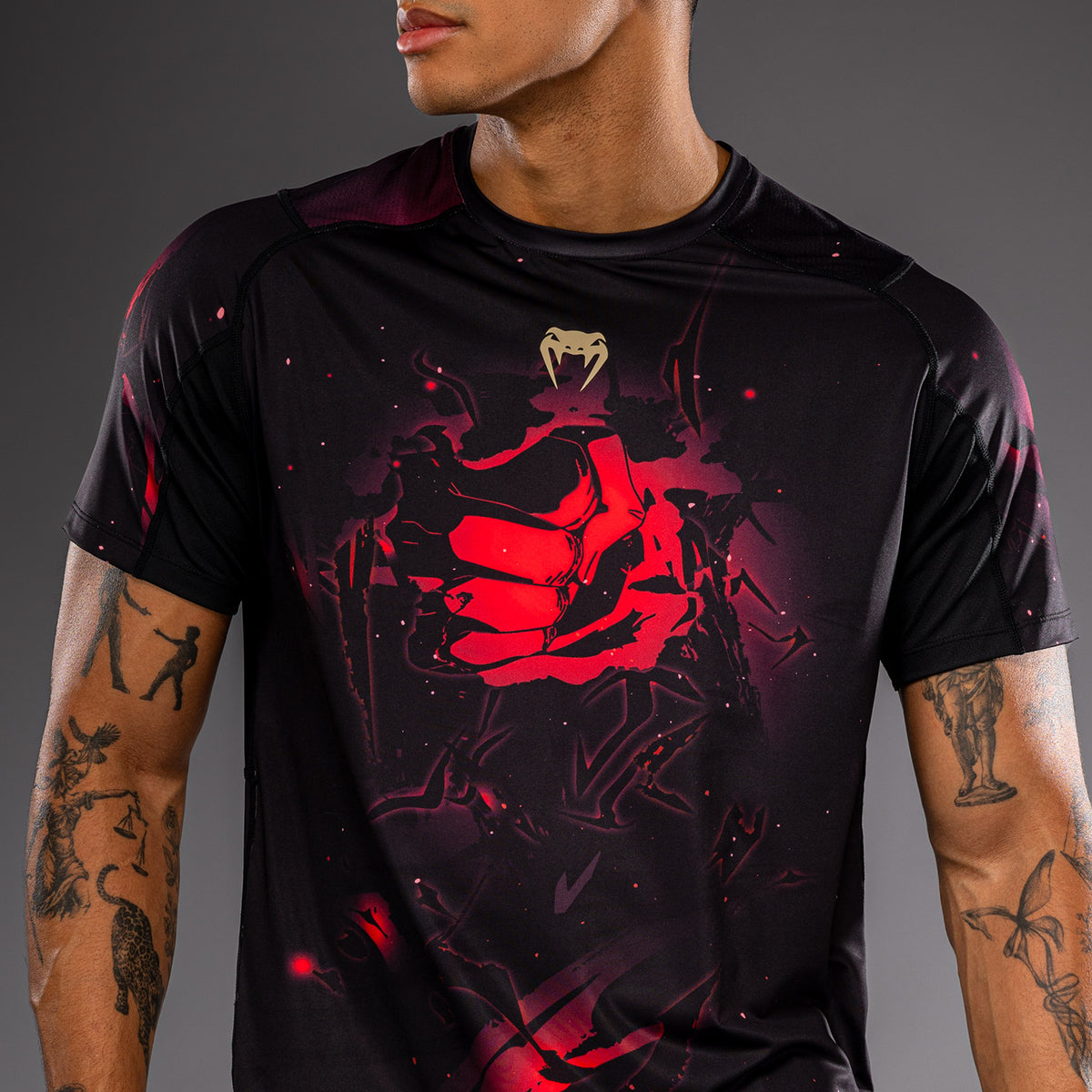 Jujutsu Kaisen x Venum Itadori Dry-Tech T-Shirt - Black/Red