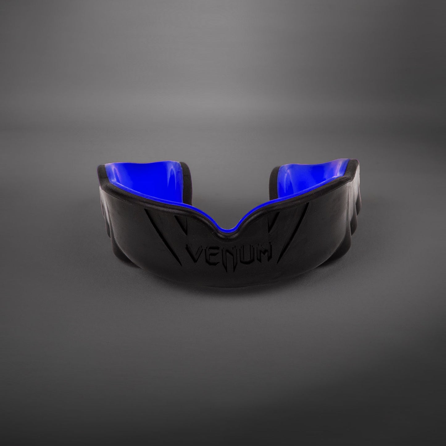 Venum Challenger Mouthguard - Black/Blue