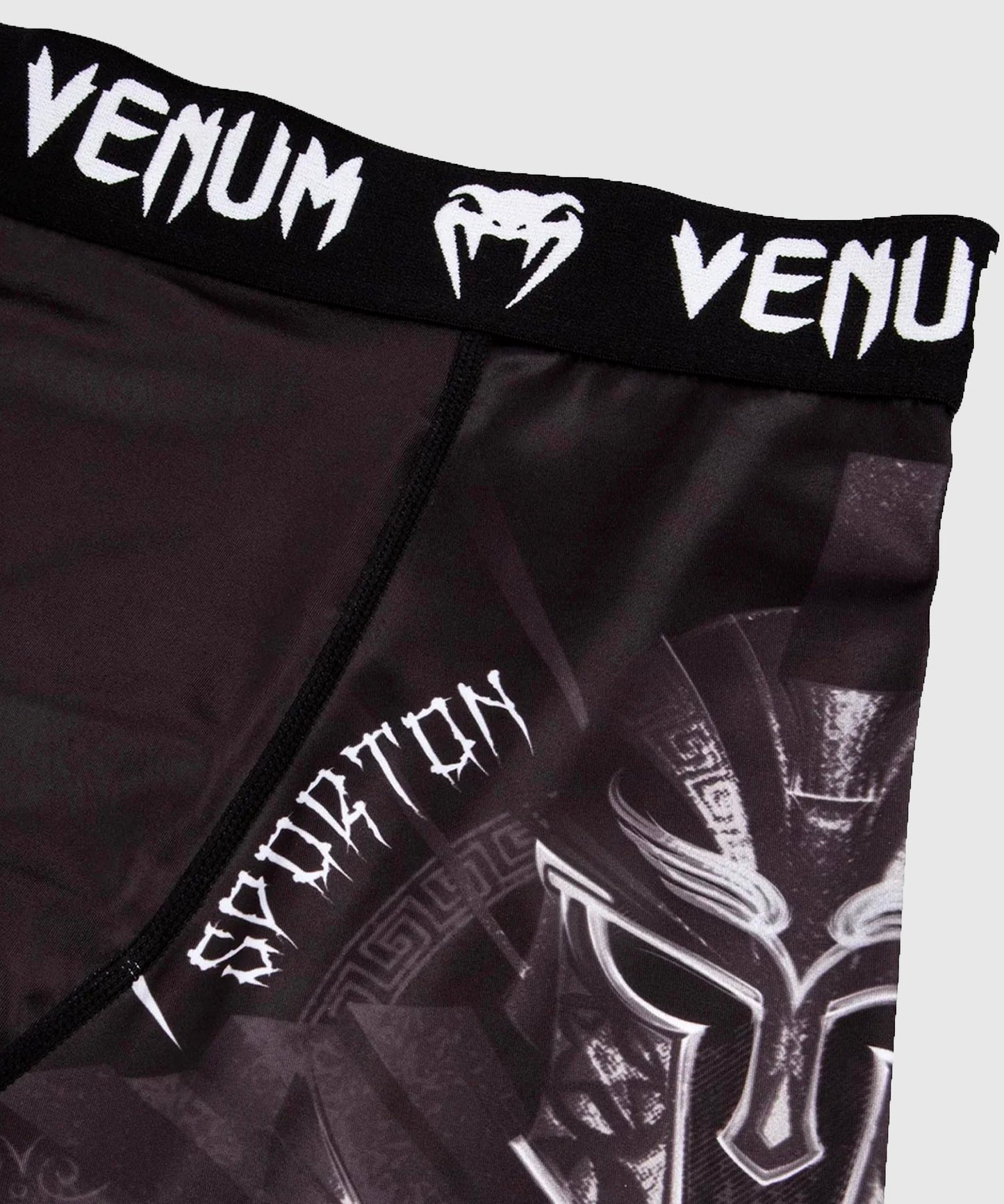 Vale Tudo Shorts Venum Gladiator 3.0 - Black/White