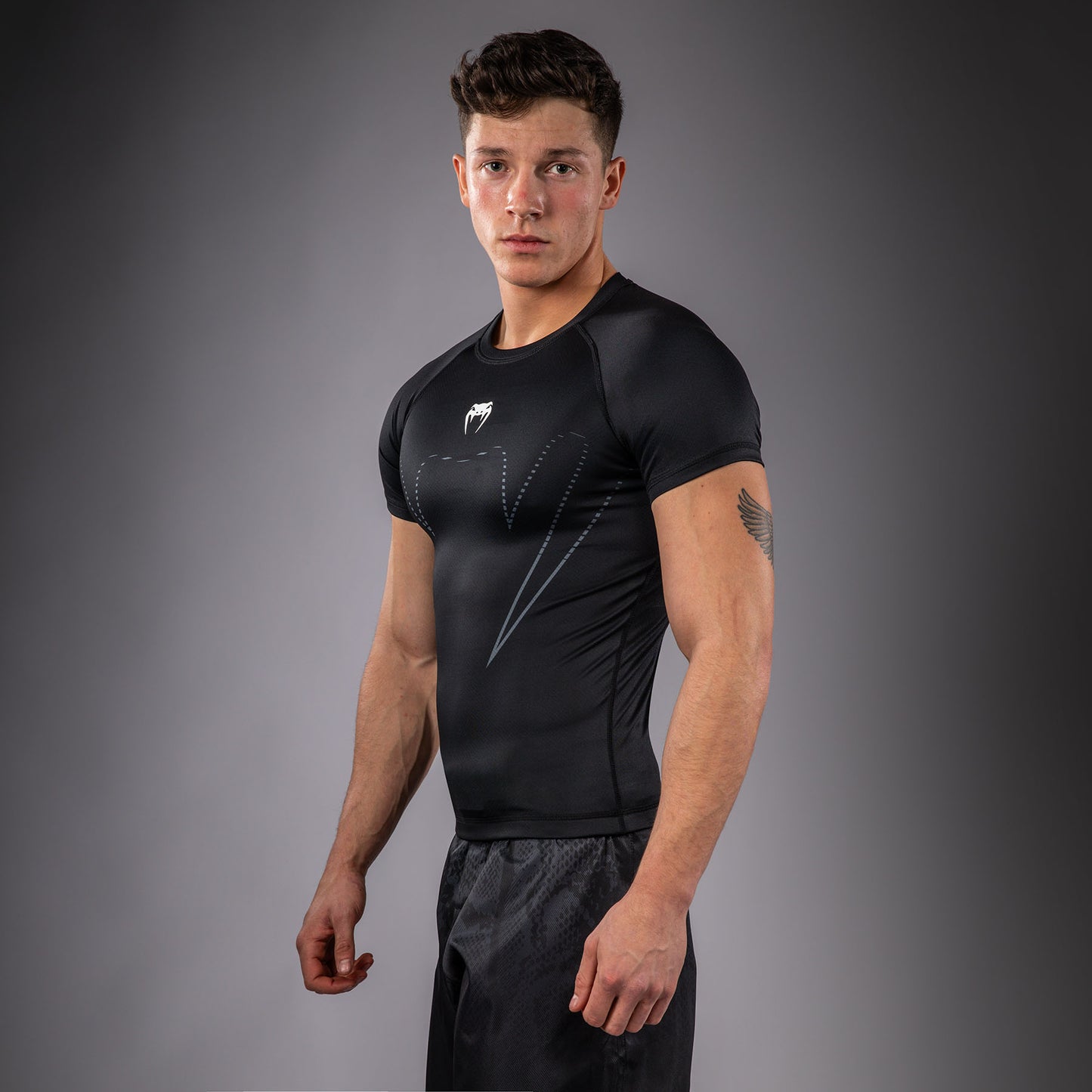 Venum Edge short sleeves Rashguard - Black/Sand