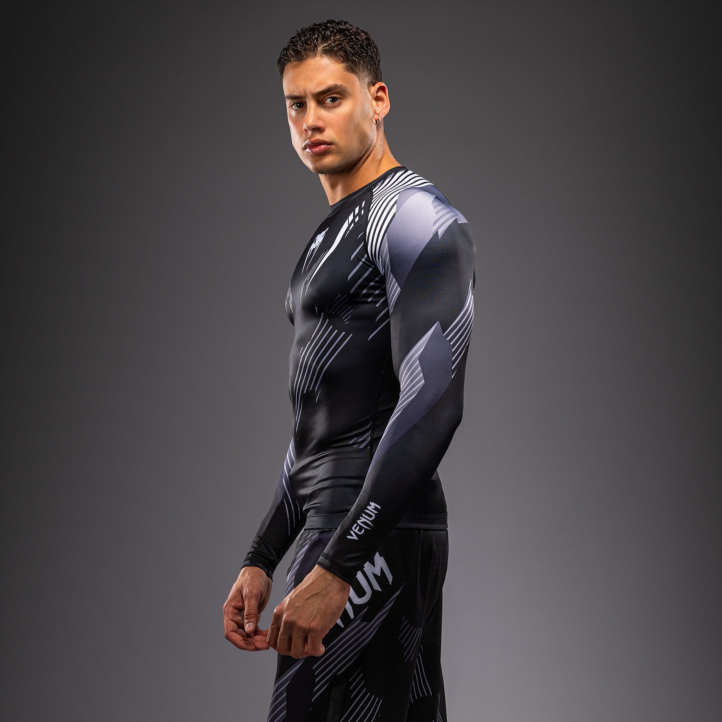 Venum No-Gi 6.0 Long Sleeve Rashguard - Black/White