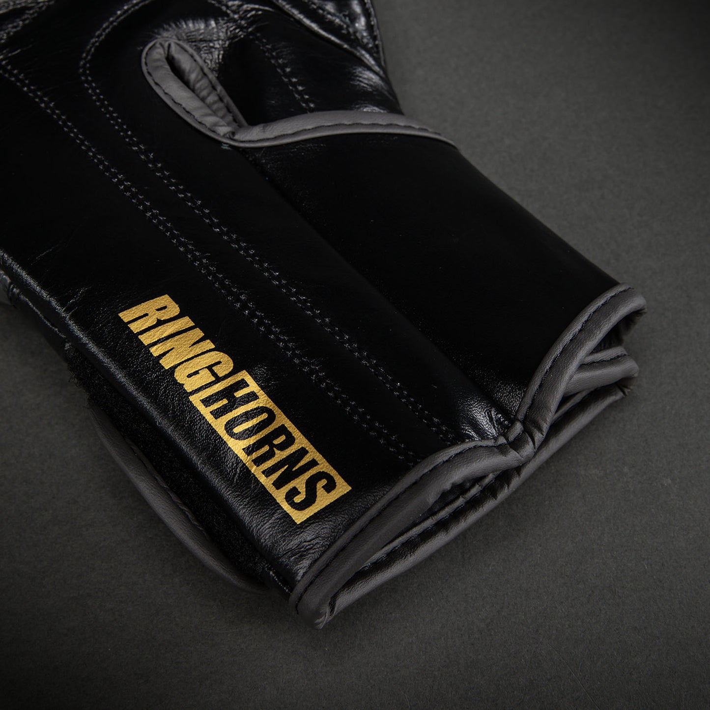 Ringhorns Charger by Venum Boxing Gloves - Black/Gold