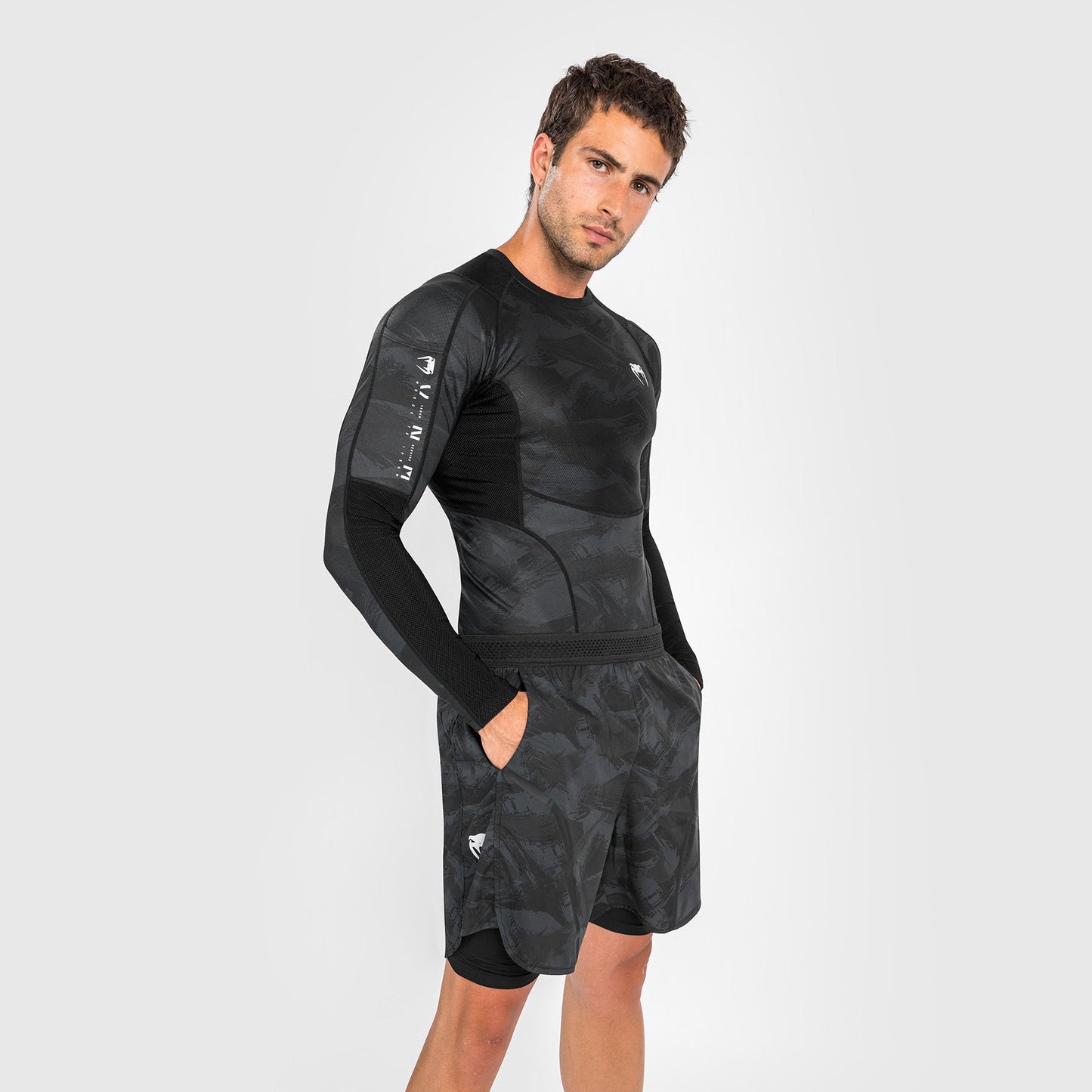 Venum Electron 3.0 Rashguard - Long Sleeves - Black