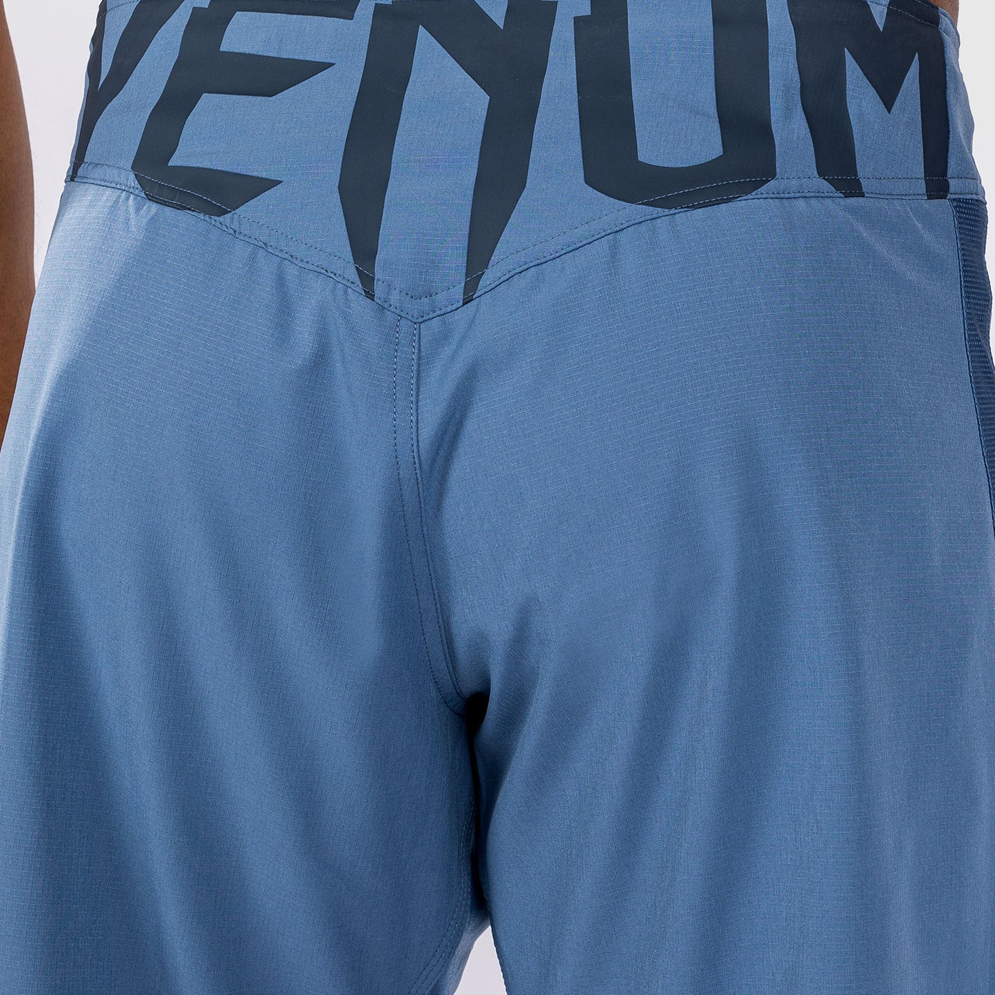 Venum Light 5.0 Fightshort - Blue/White