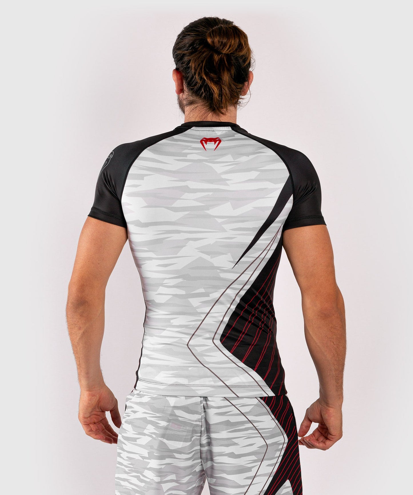Venum Contender 5.0 Rashguard - Short sleeves - White/Camo