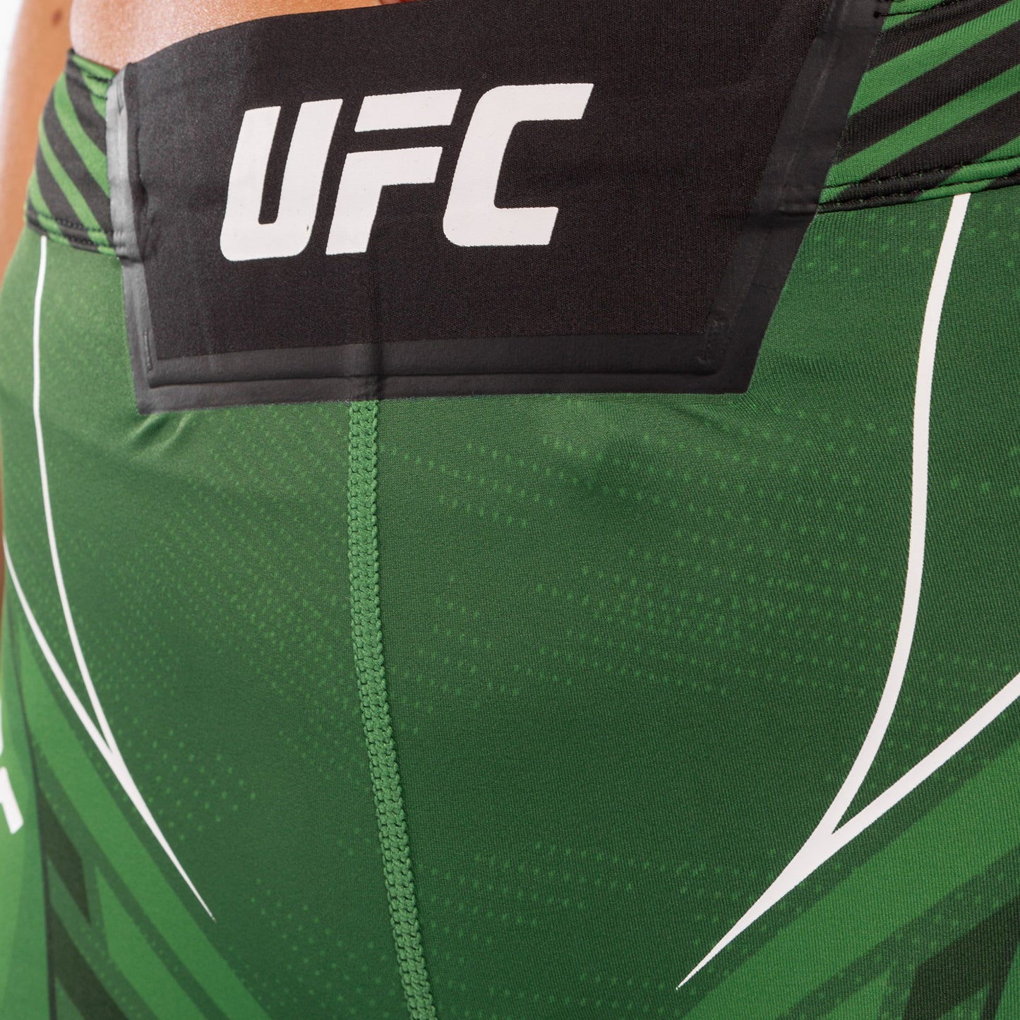 UFC Venum Authentic Fight Night Women's Vale Tudo Shorts - Short Fit - Green