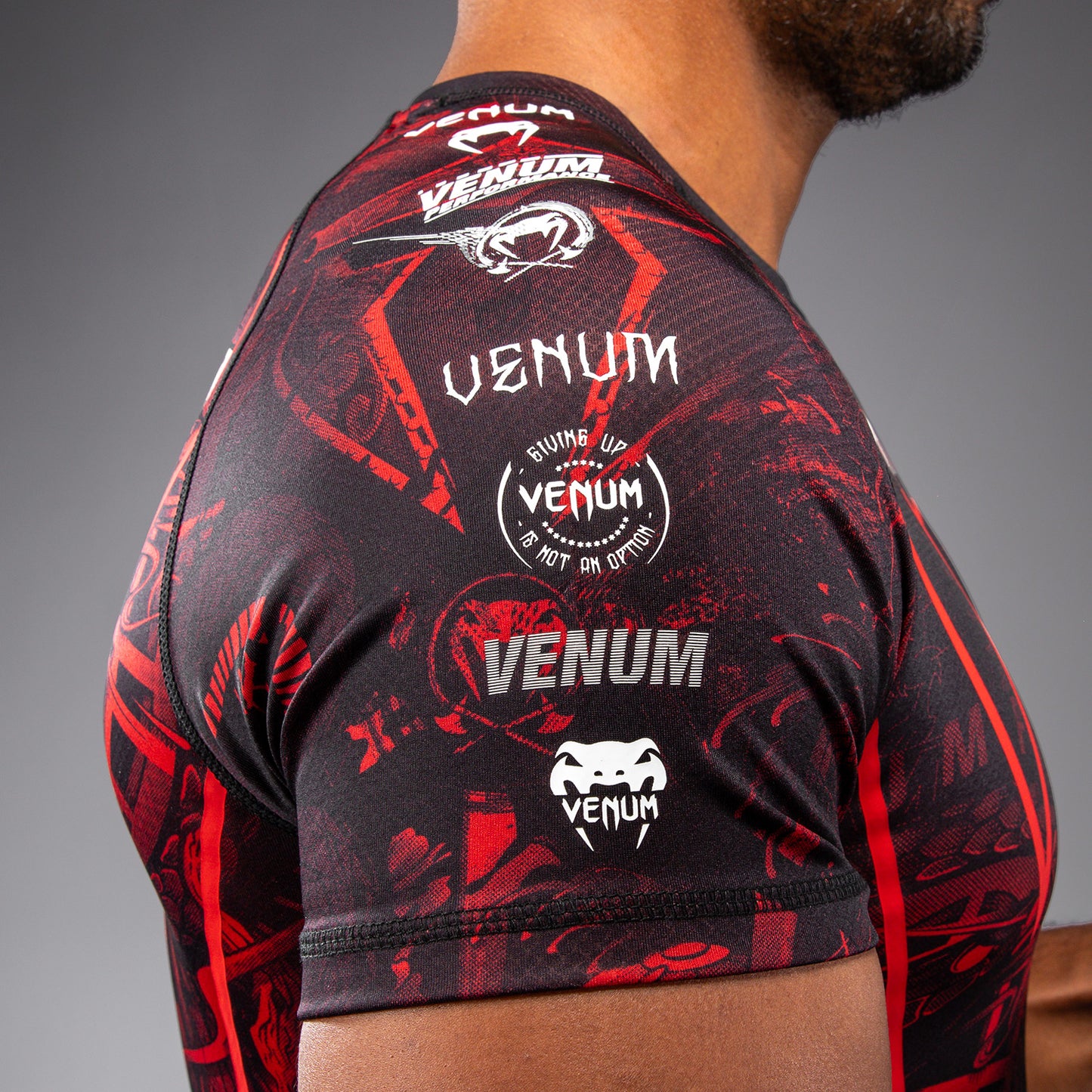Venum 20th Anniversary Short Sleeve Rashguard - Black/Red