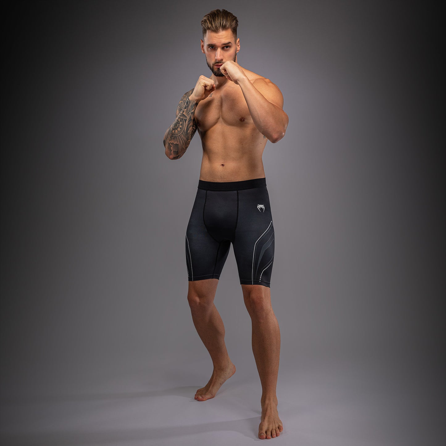 Venum Streamline Vale Tudo Shorts - Black/White