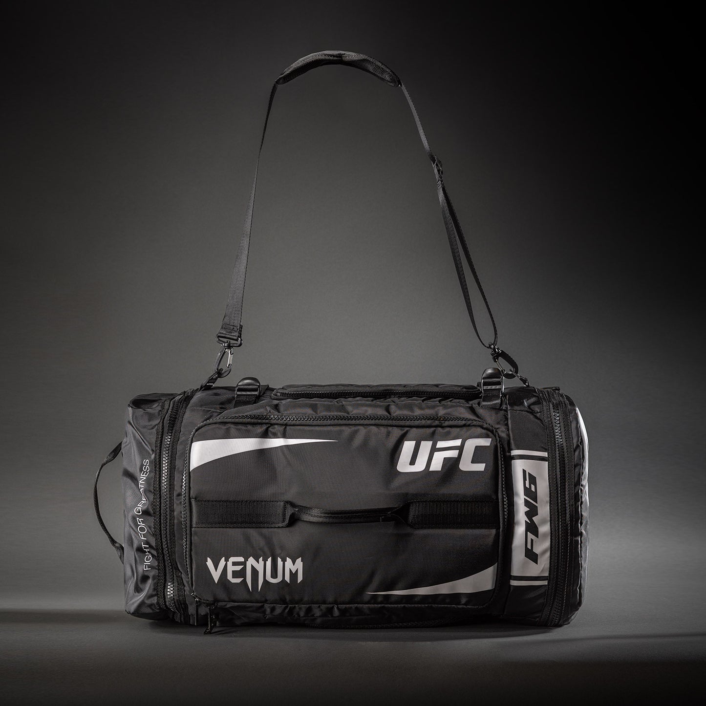 UFC Unity by Venum Authentic Fight Week Gear Bag – Black/White