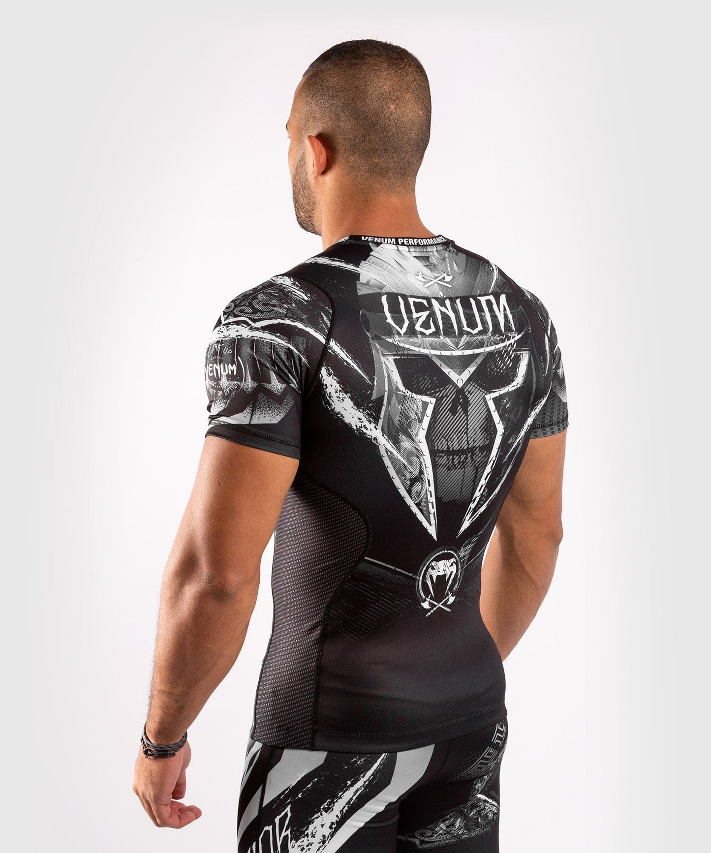 Venum GLDTR 4.0 Rashguard - short sleeves