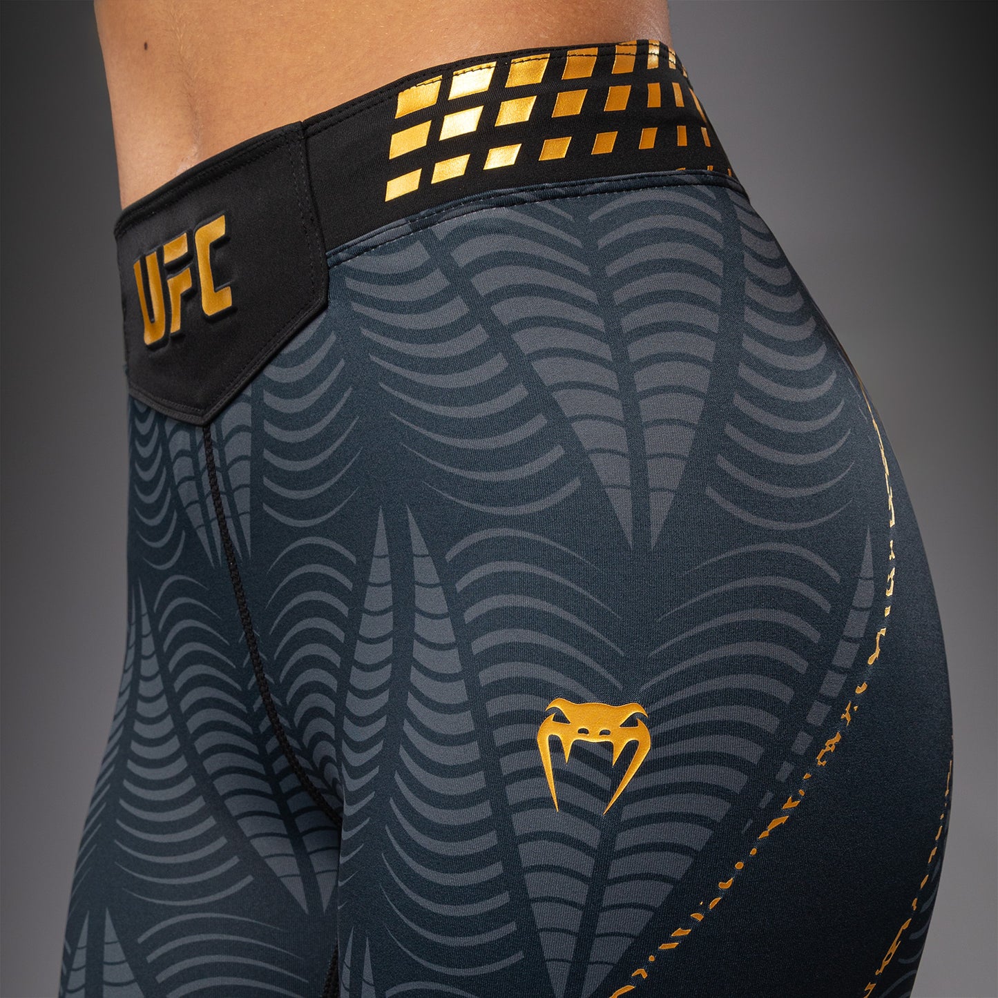 Women's UFC Zenith by Venum Champion Authentic Short Fit Vale Tudo Short