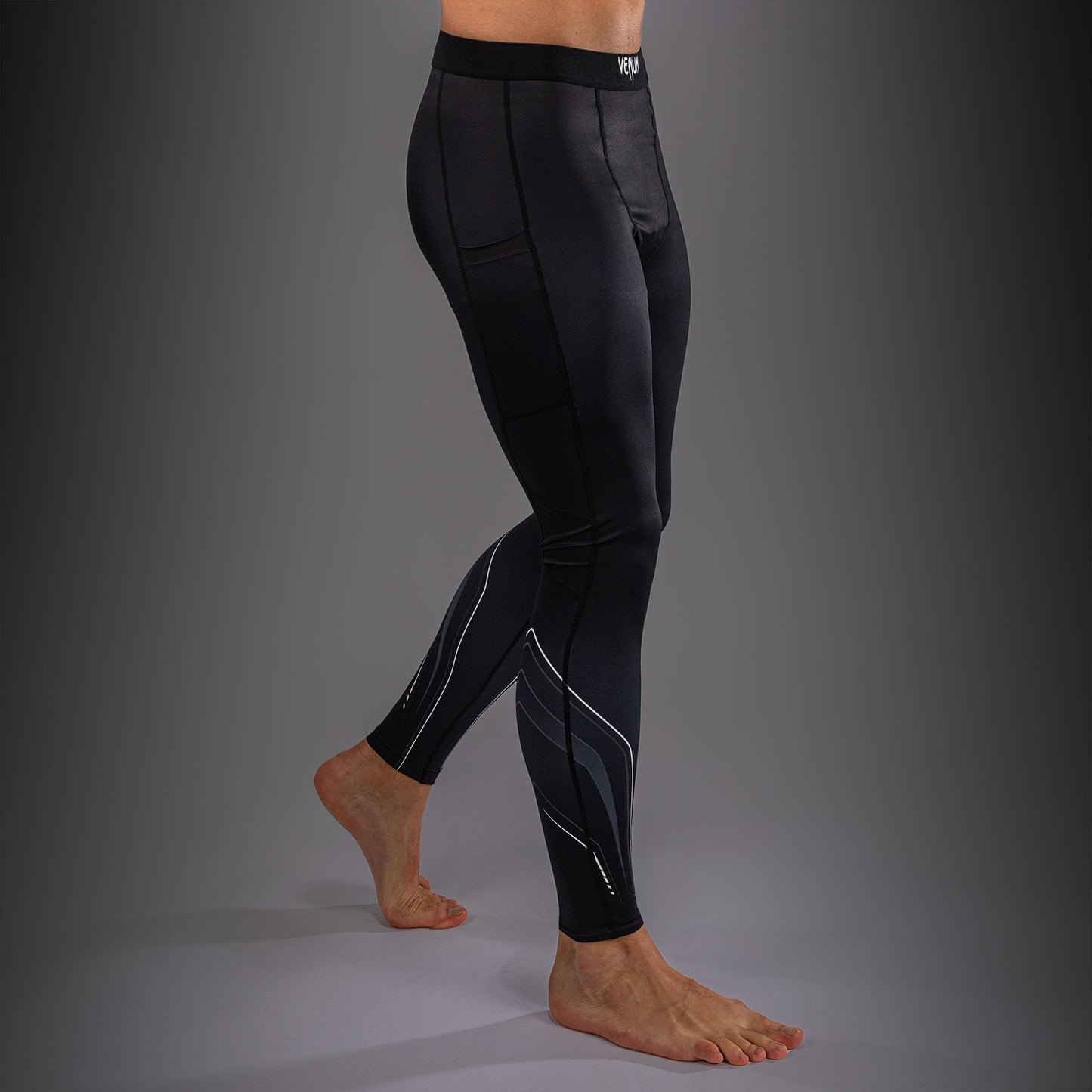 Venum Streamline Spats - Black/White