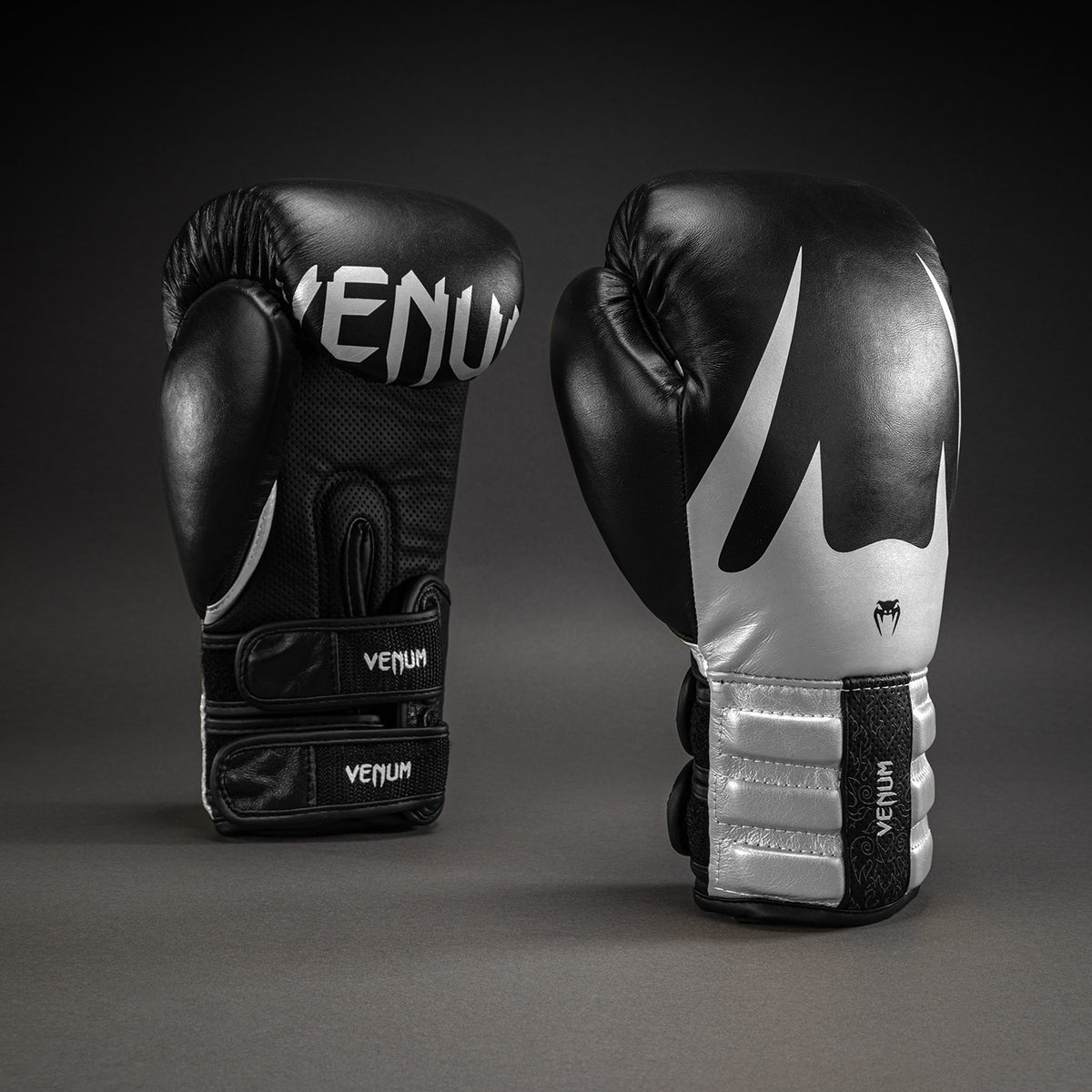 Venum Reverso Boxing Gloves – Black/Silver