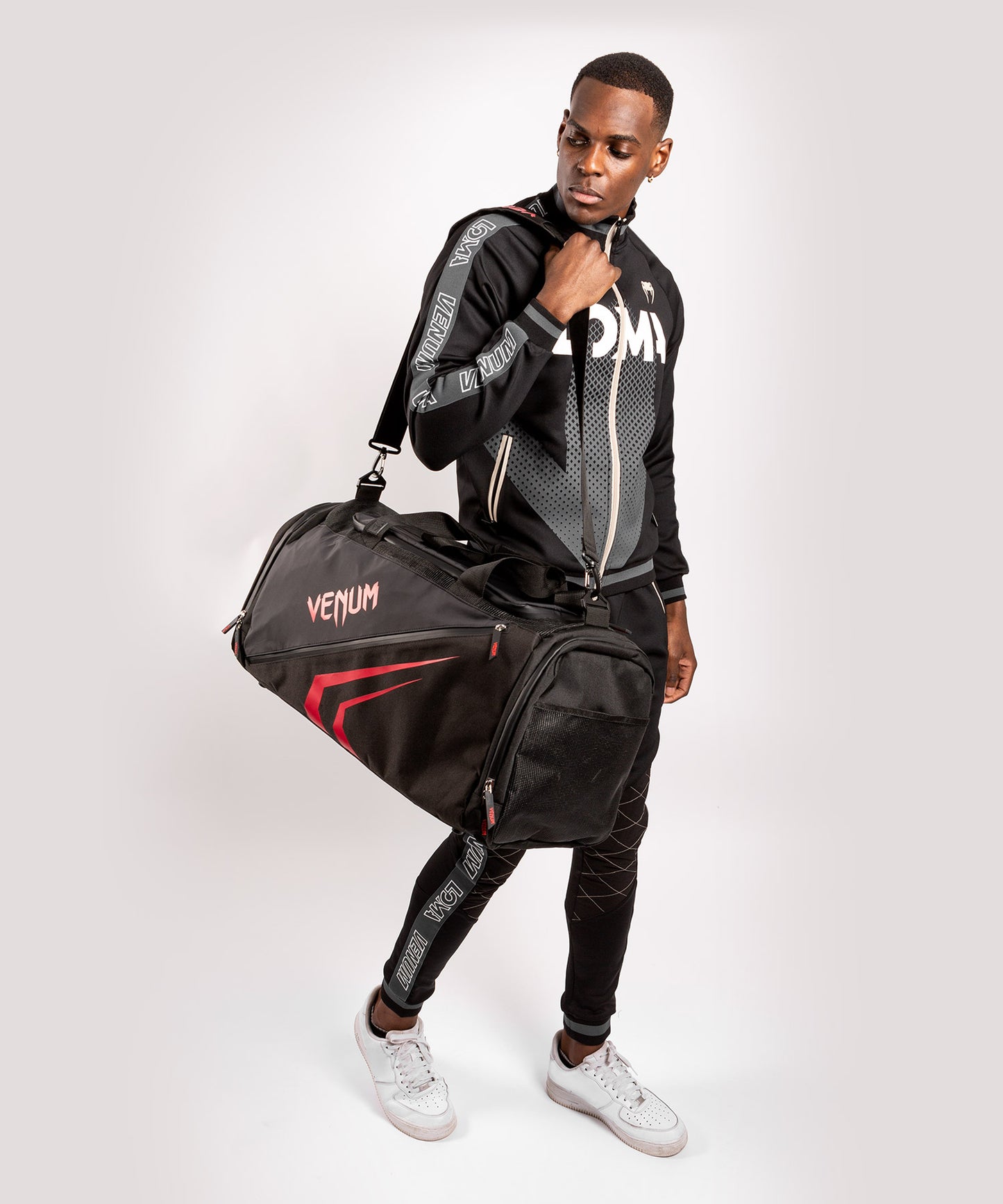 Venum Trainer Lite Evo Sports Bags - Black/Red