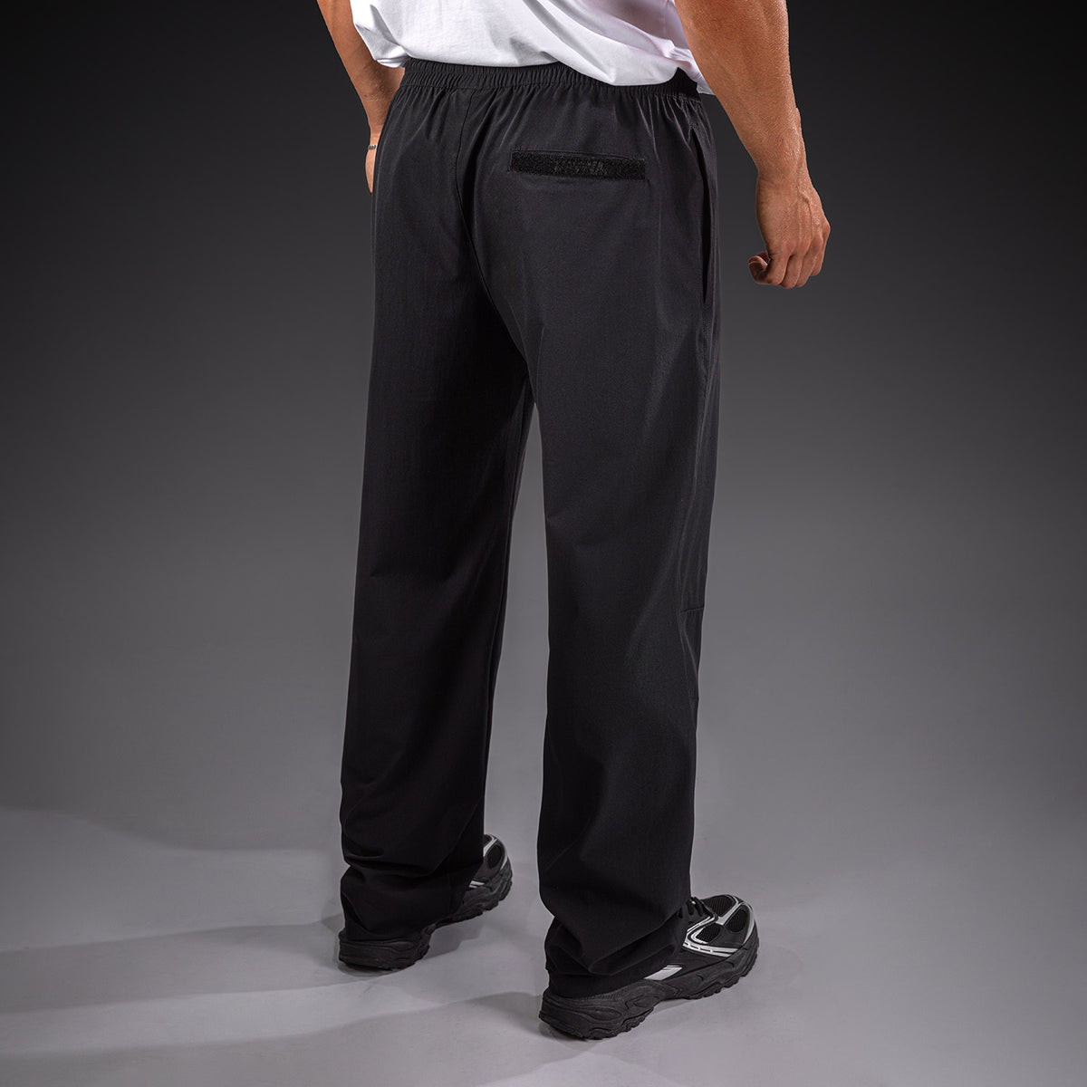 Venum Essential Woven Straight Pants - Black