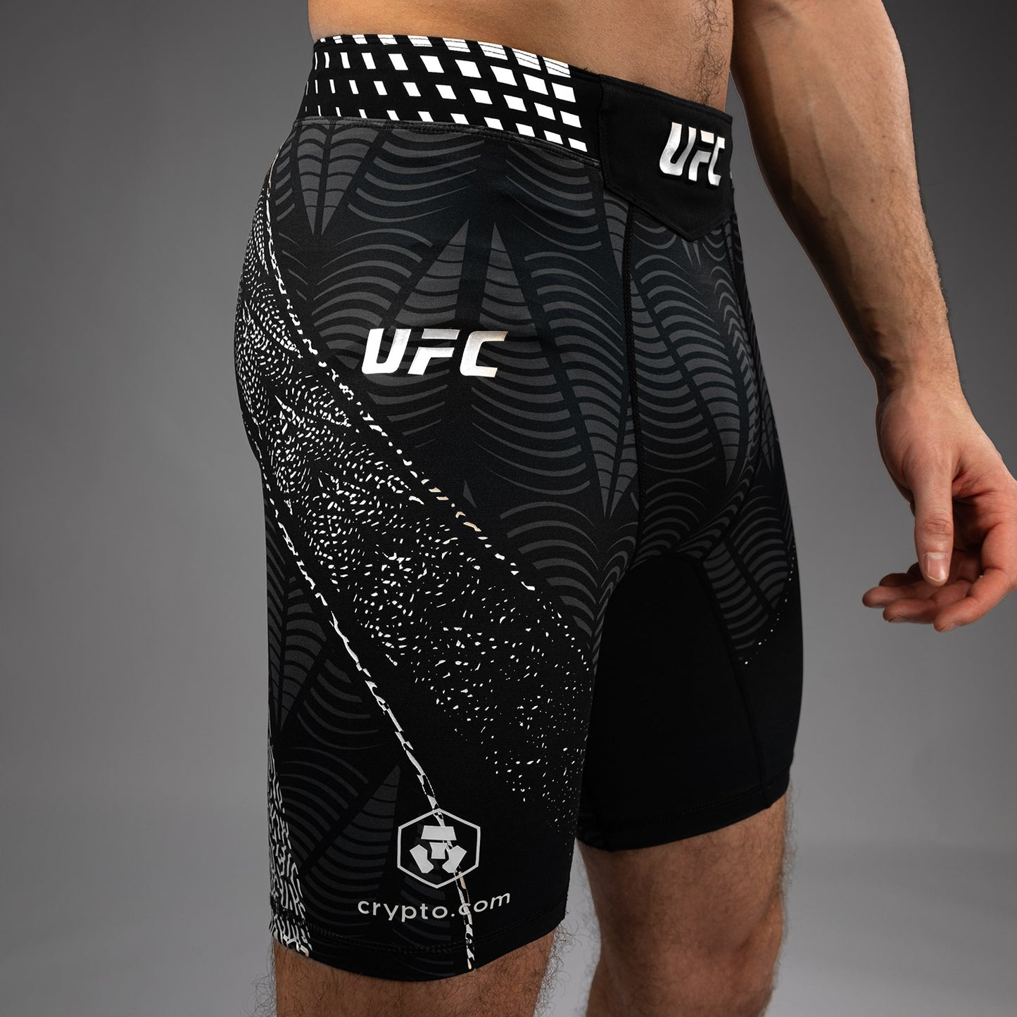 Men’s UFC Zenith by Venum Black Authentic Fight Night Vale Tudo Short