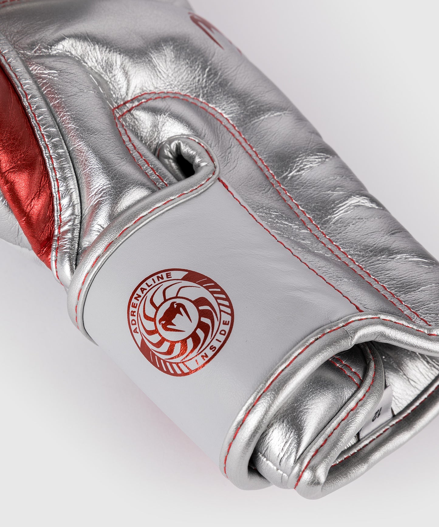 Venum Giant 3.0 Boxing gloves - Red/Silver - Special Edition