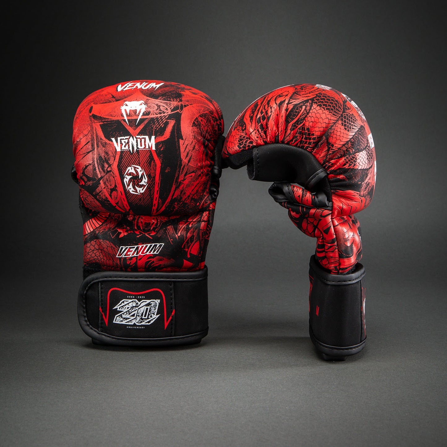 Venum 20th Anniversary Sparring Gloves - Black/Red