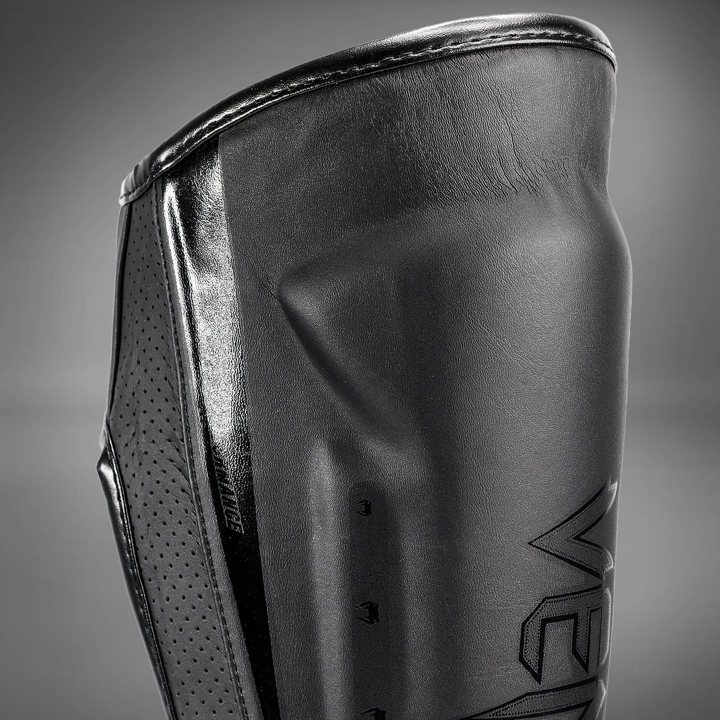 Shin Guards Elite Evo Venum - Black/Black