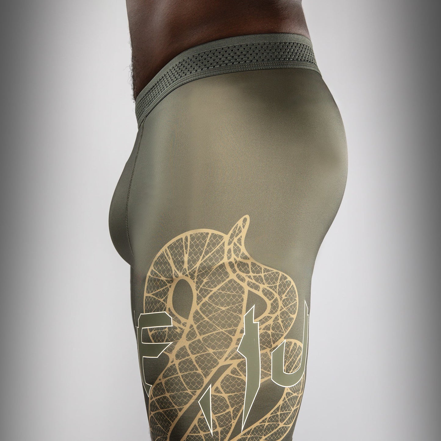 Venum Serpenti Vale Tudo Shorts - Khaki/Bronze/Ivory