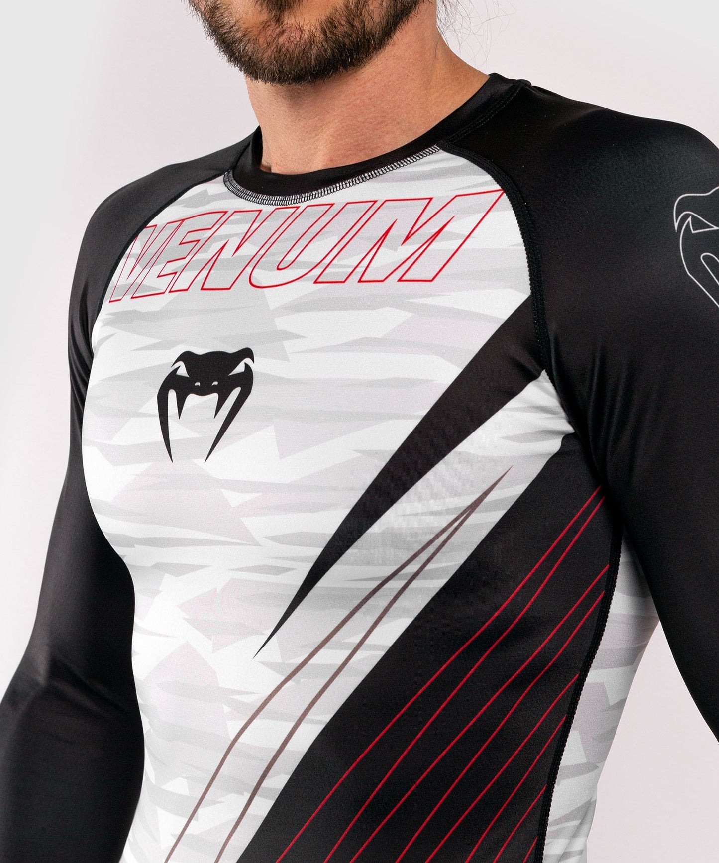 Venum Contender 5.0 Rashguard - Long sleeves - White/Camo