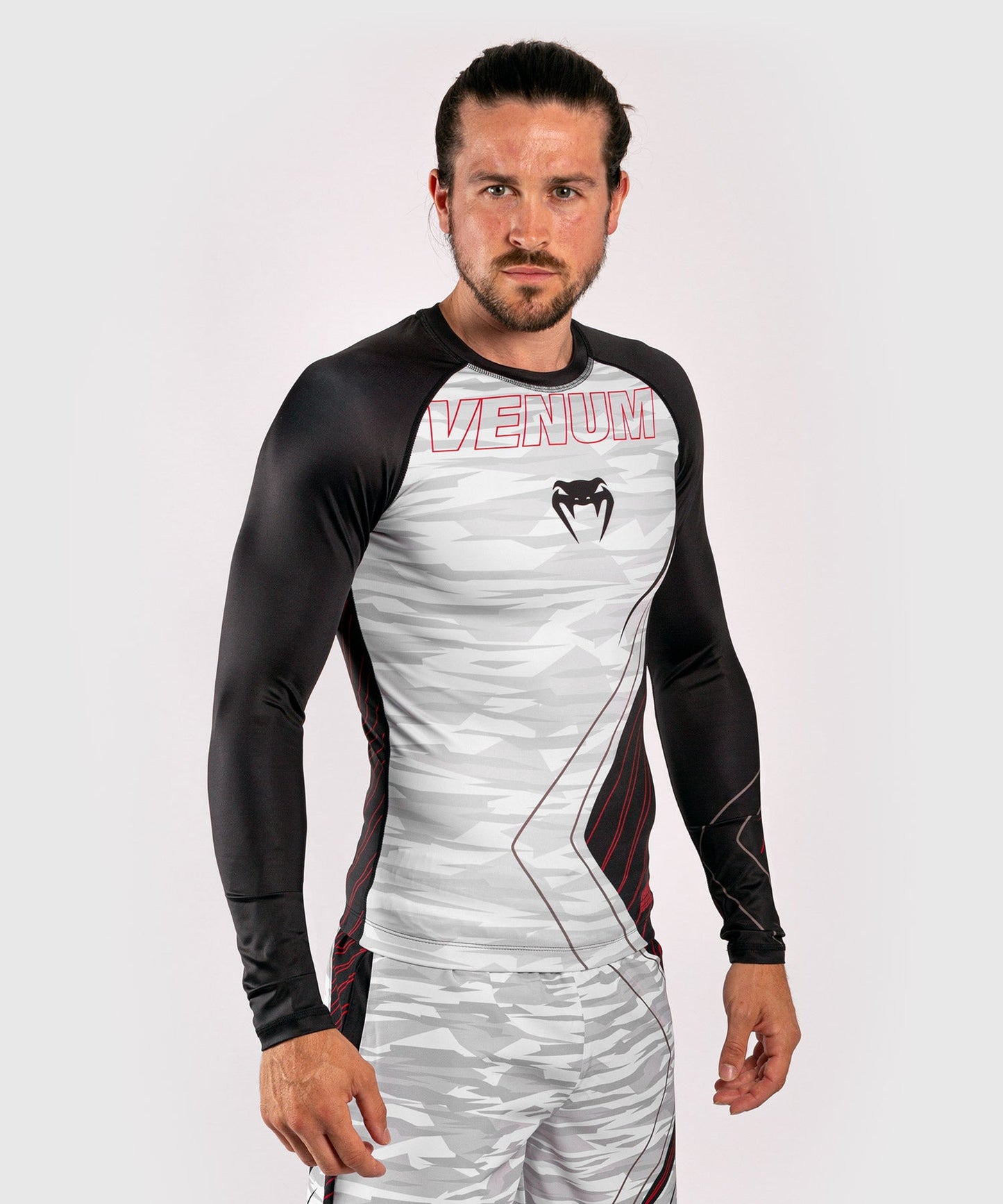 Venum Contender 5.0 Rashguard - Long sleeves - White/Camo