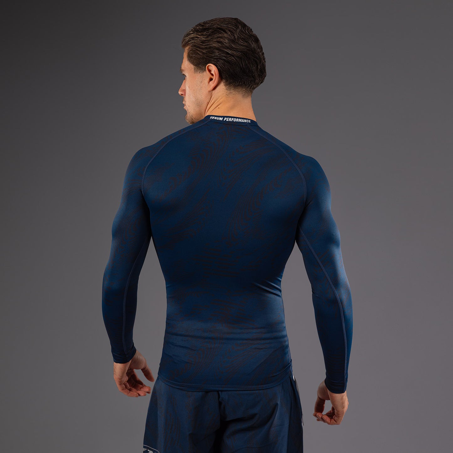UFC Fusion by Venum Fight Week Men’s Performance Long Sleeve Rashguard - Oceanic Blue