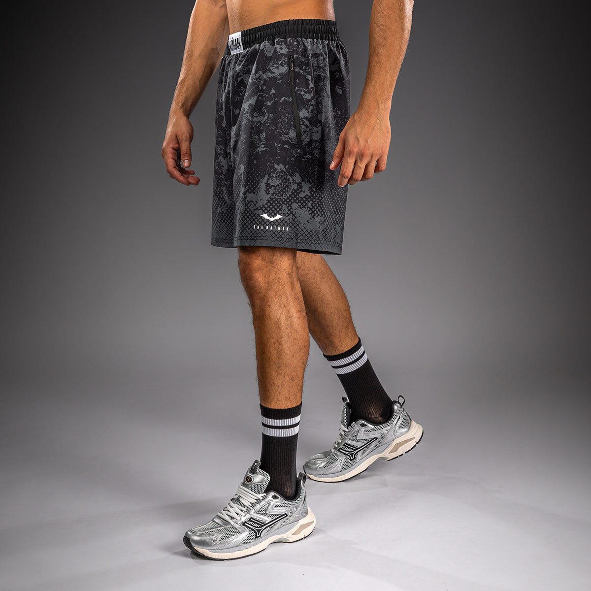 Venum x Batman Training Shorts - Black/Grey/White