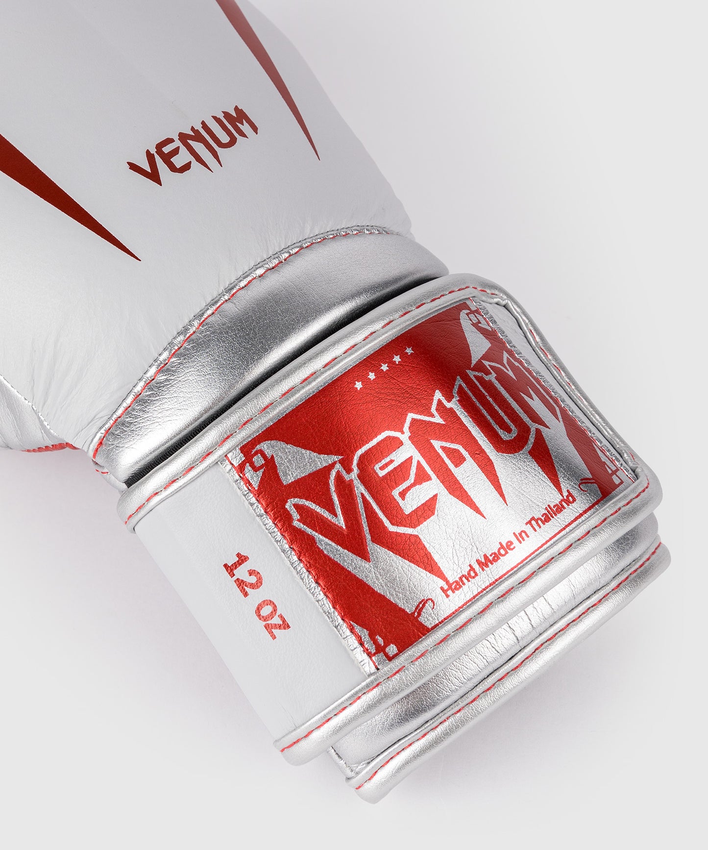 Venum Giant 3.0 Boxing gloves - Red/Silver - Special Edition