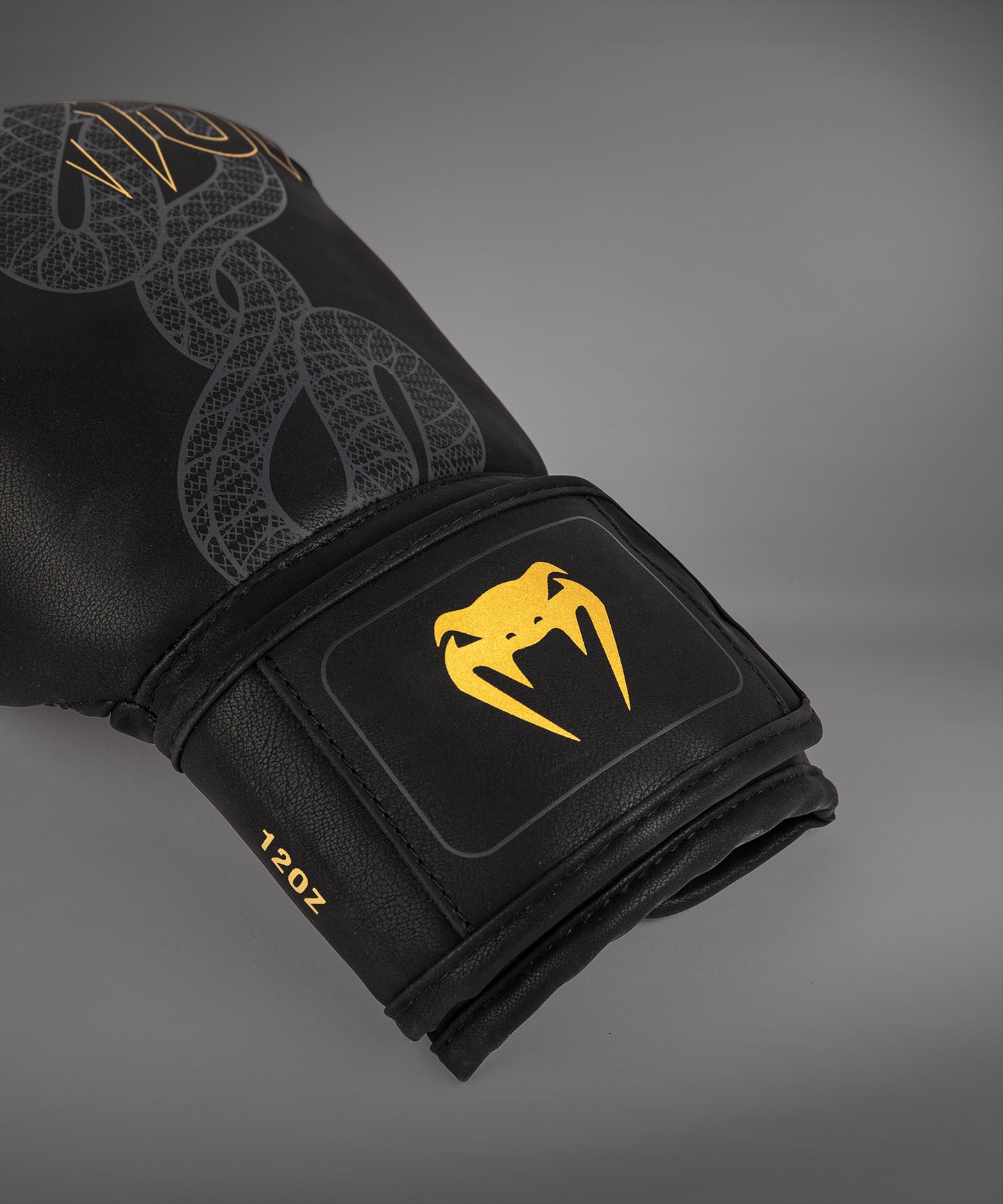 Venum Serpenti Boxing Gloves - Black/Silver/Gold