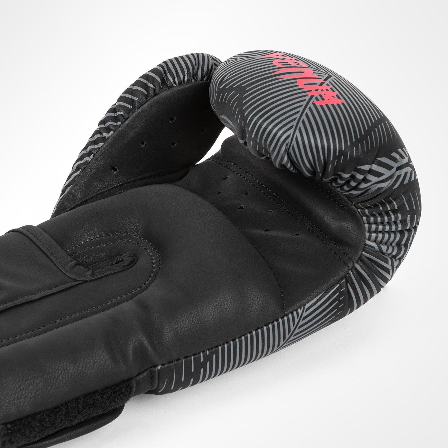Venum Phantom Boxing Gloves - Black/Red