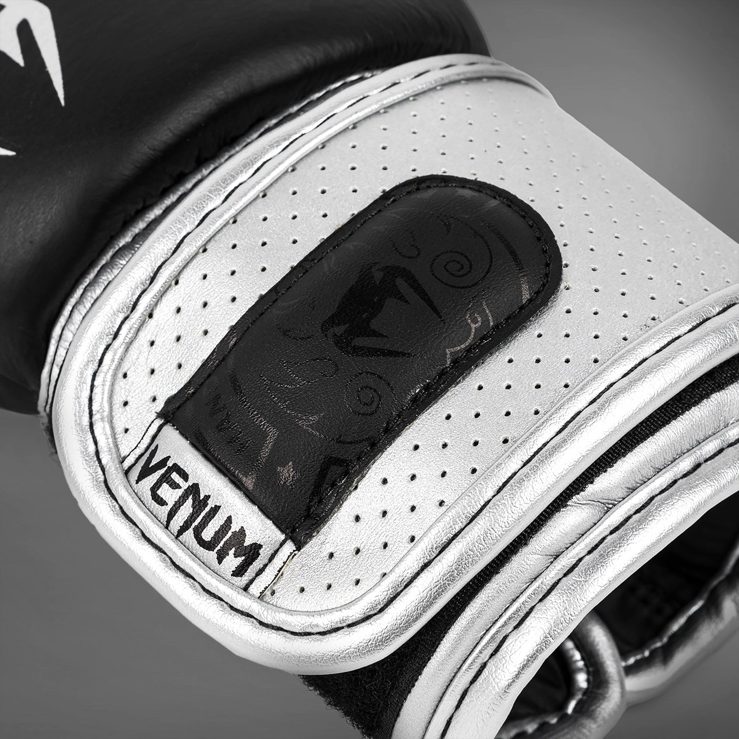 Venum Power 2.0 Boxing Gloves - Black/Silver