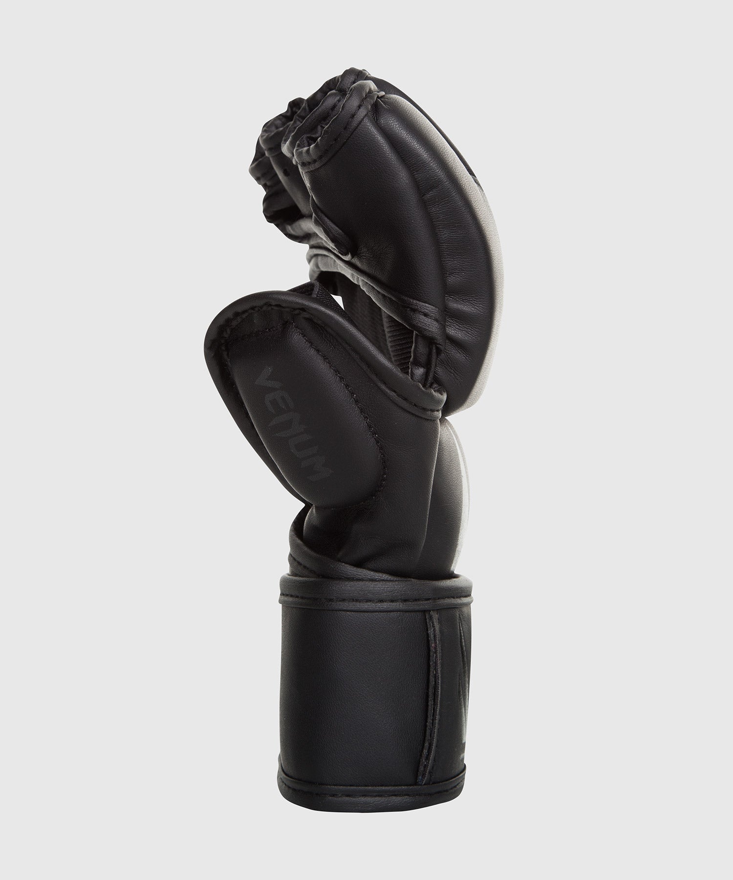 Venum challenger mma gloves online