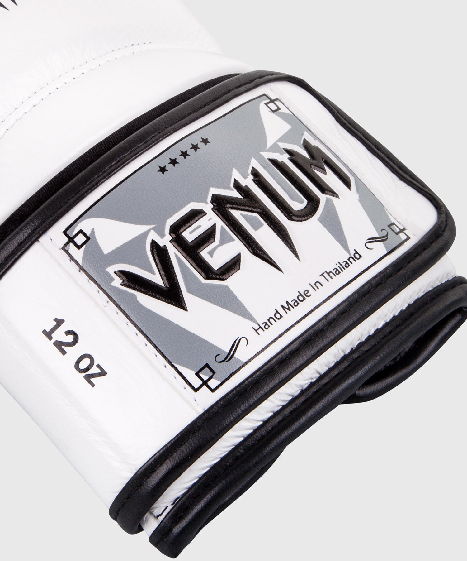 Venum giant 3.0 boxing gloves top