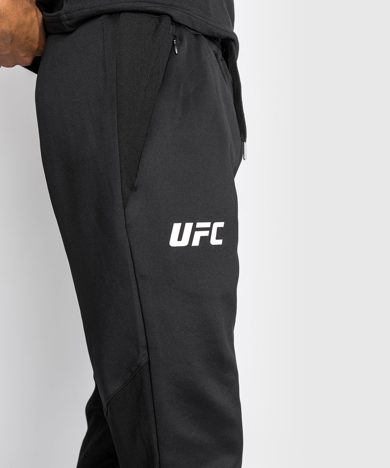 Venum - Pantalon Jogging UFC Pro Line 00065 Noir