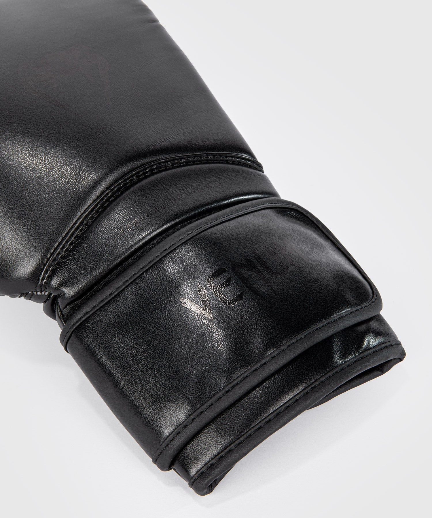Plain black boxing gloves hot sale