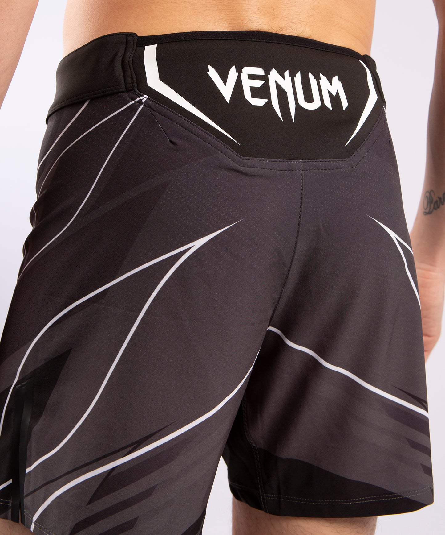 UFC Venum Pro Line Men's Shorts - Black