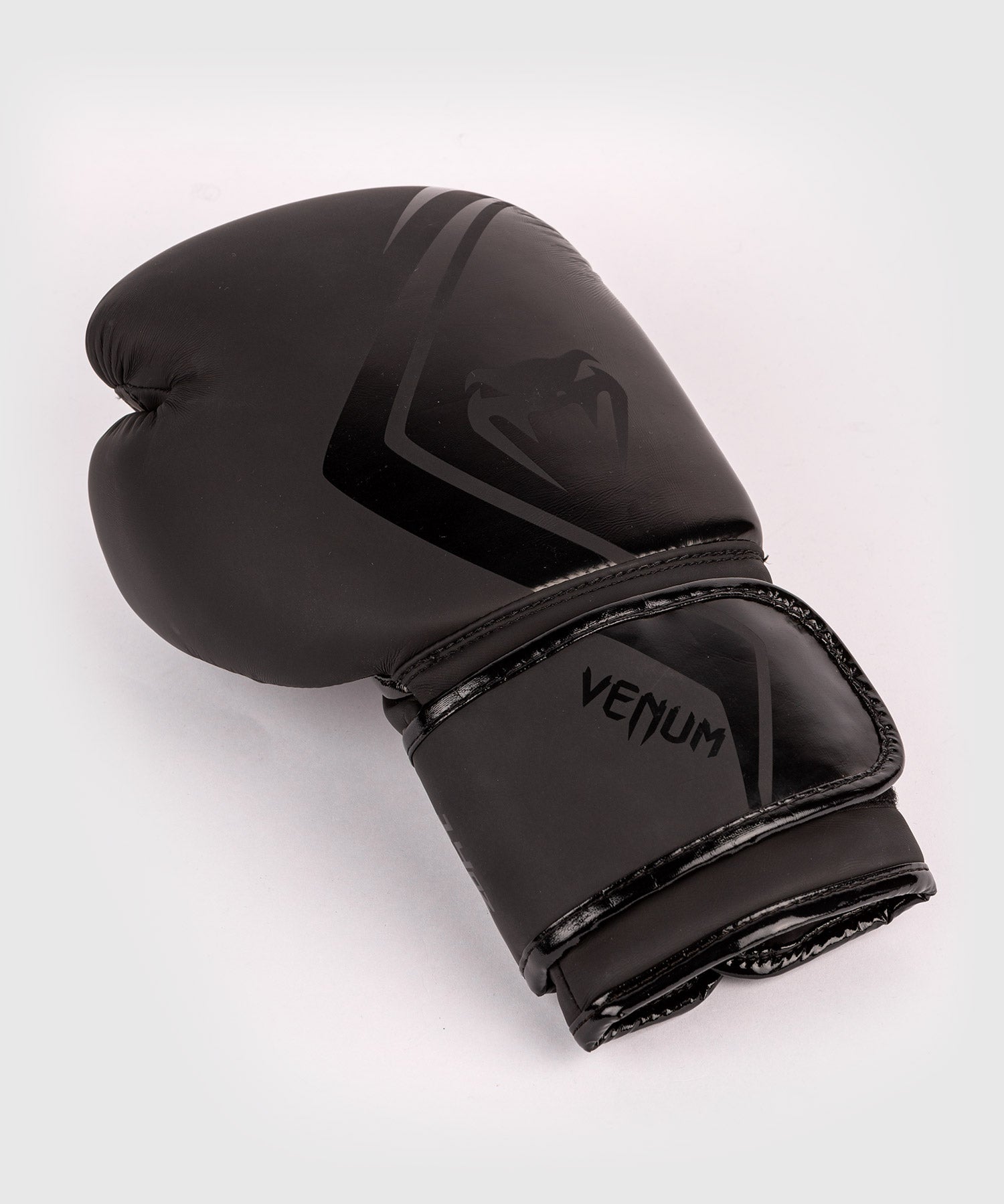 Venum boxing gloves contender 2.0 on sale