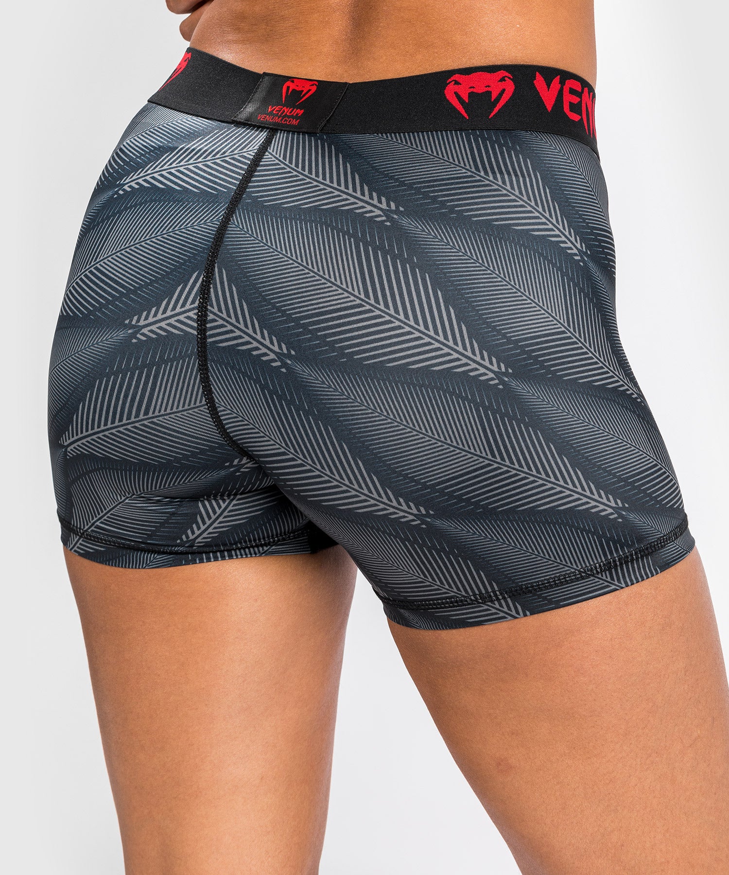 Venum Phantom Compression Shorts - For Women - Black/Red – Venum United  Kingdom