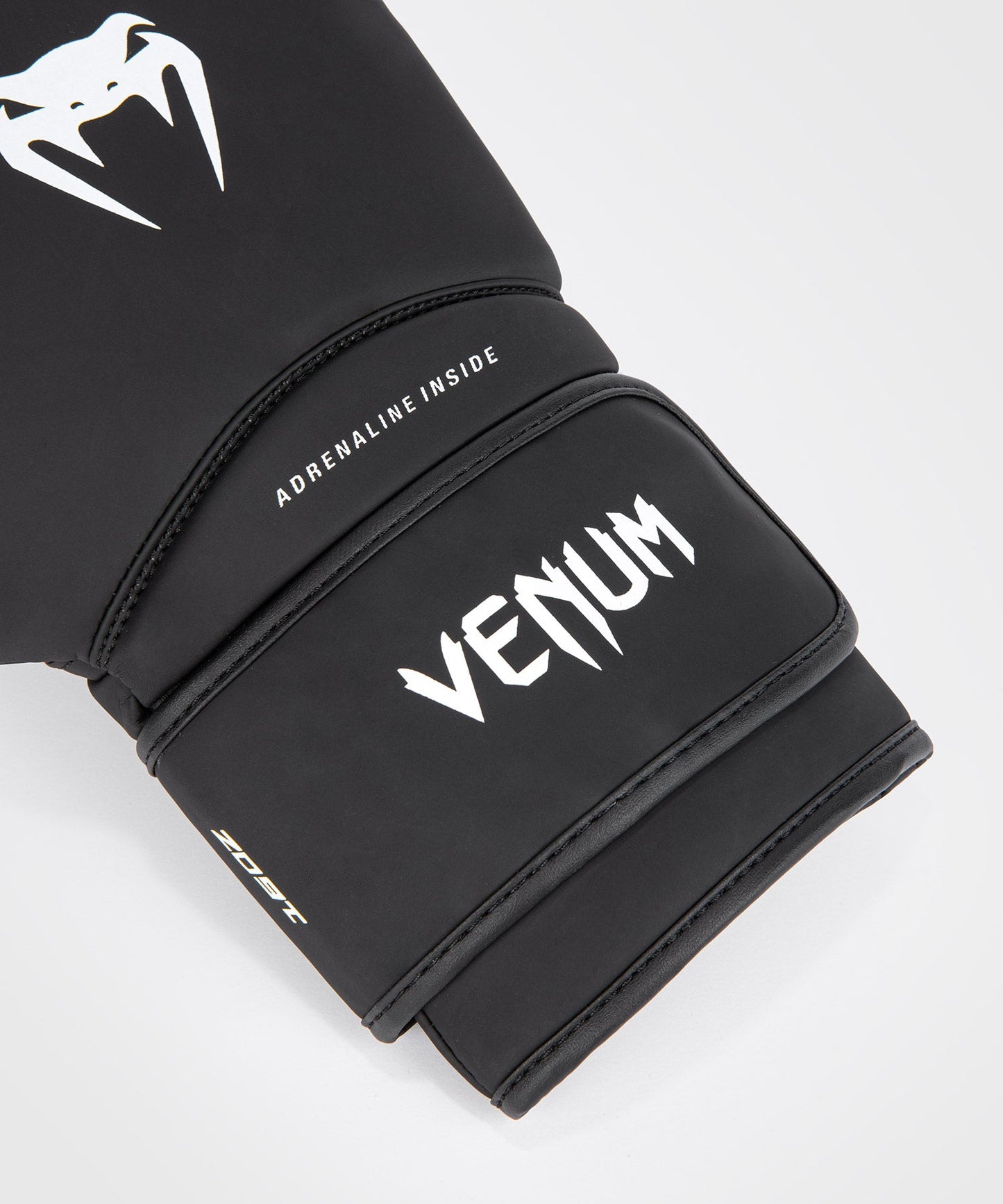 Venum Contender 1.5 Boxing Gloves - Black/White